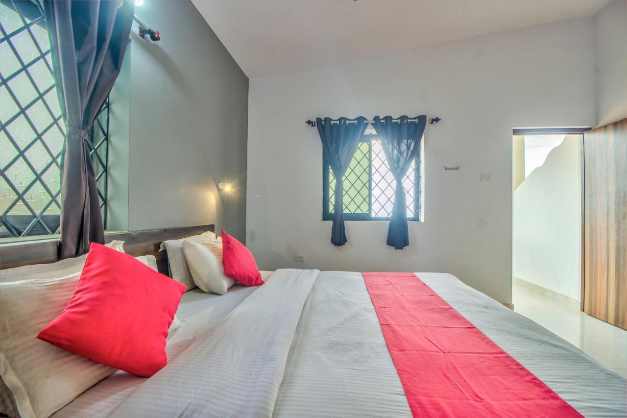 Beach Doorz Hotell Baga Eksteriør bilde