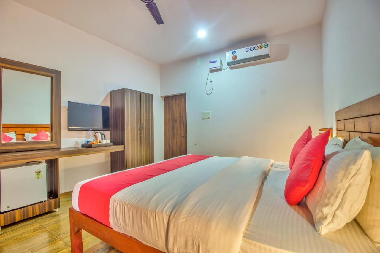 Beach Doorz Hotell Baga Eksteriør bilde