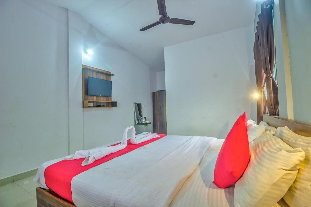 Beach Doorz Hotell Baga Eksteriør bilde